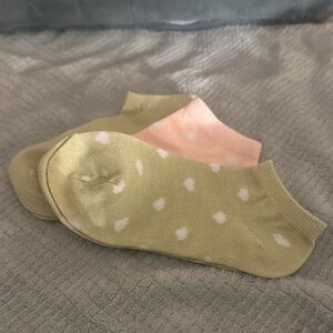 Green Polka Dot Ankle Socks